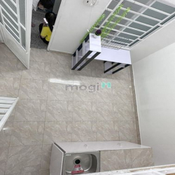 Phòng trọ cách ĐH Thủ Dầu Một 500m ưu đãi tặng tủ lạnh - nệm - quạt